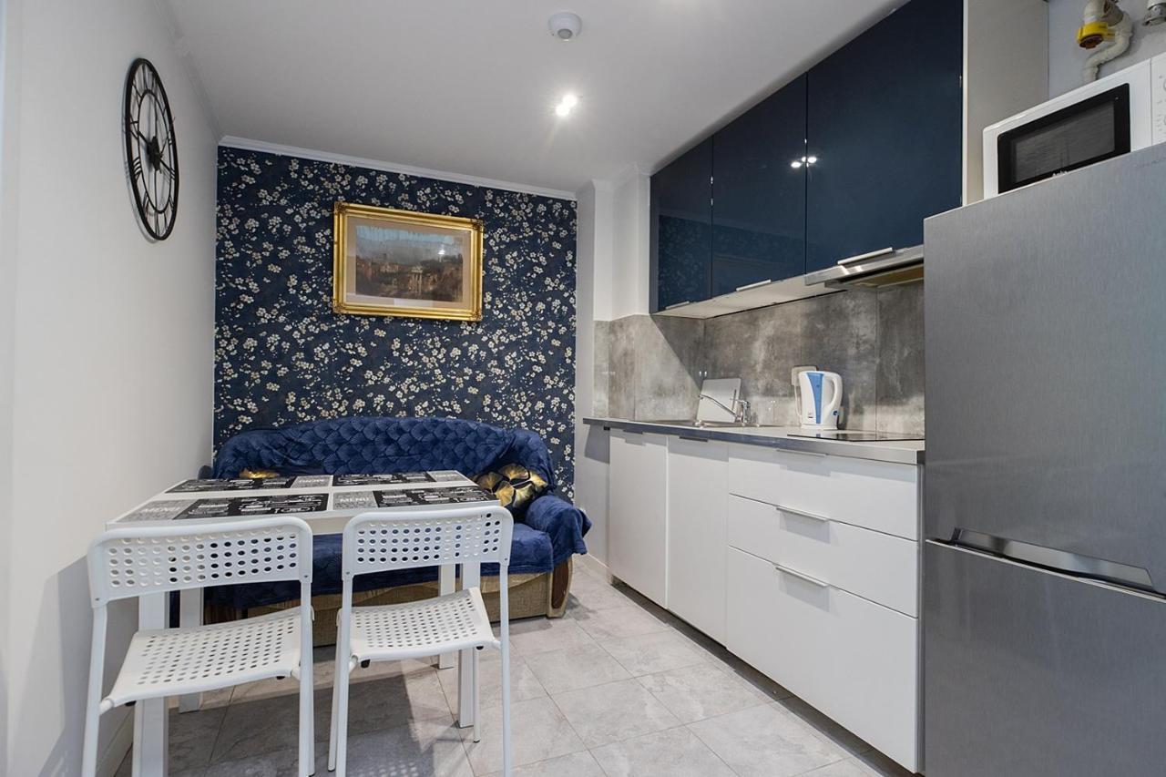 Unit Rooms Warszawa By Metro Rondo Onz Short Rent Idealne Pokoje Na Nocleg W Warszawie 外观 照片