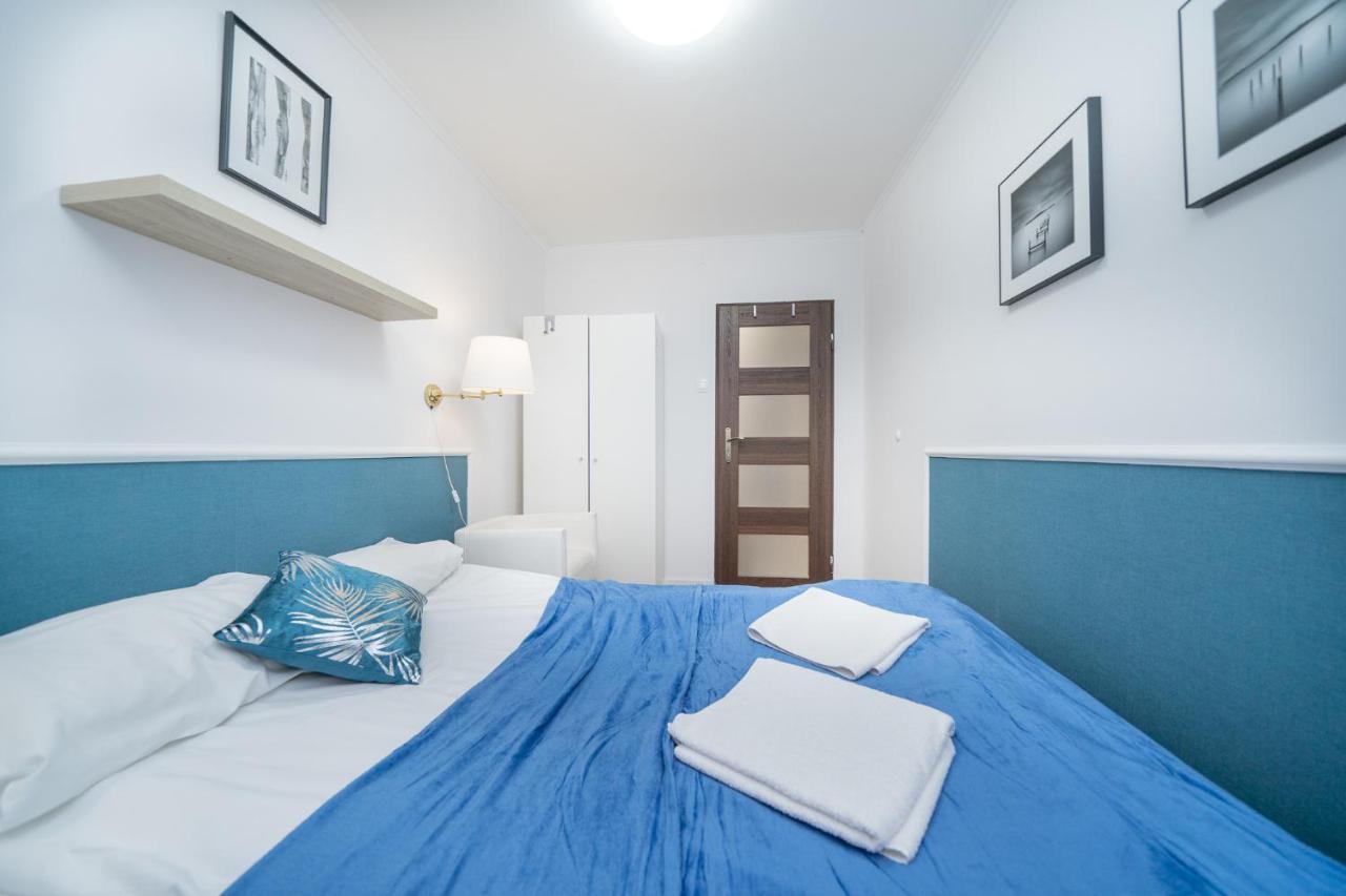 Unit Rooms Warszawa By Metro Rondo Onz Short Rent Idealne Pokoje Na Nocleg W Warszawie 外观 照片