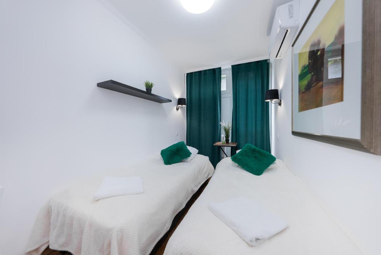 Unit Rooms Warszawa By Metro Rondo Onz Short Rent Idealne Pokoje Na Nocleg W Warszawie 外观 照片