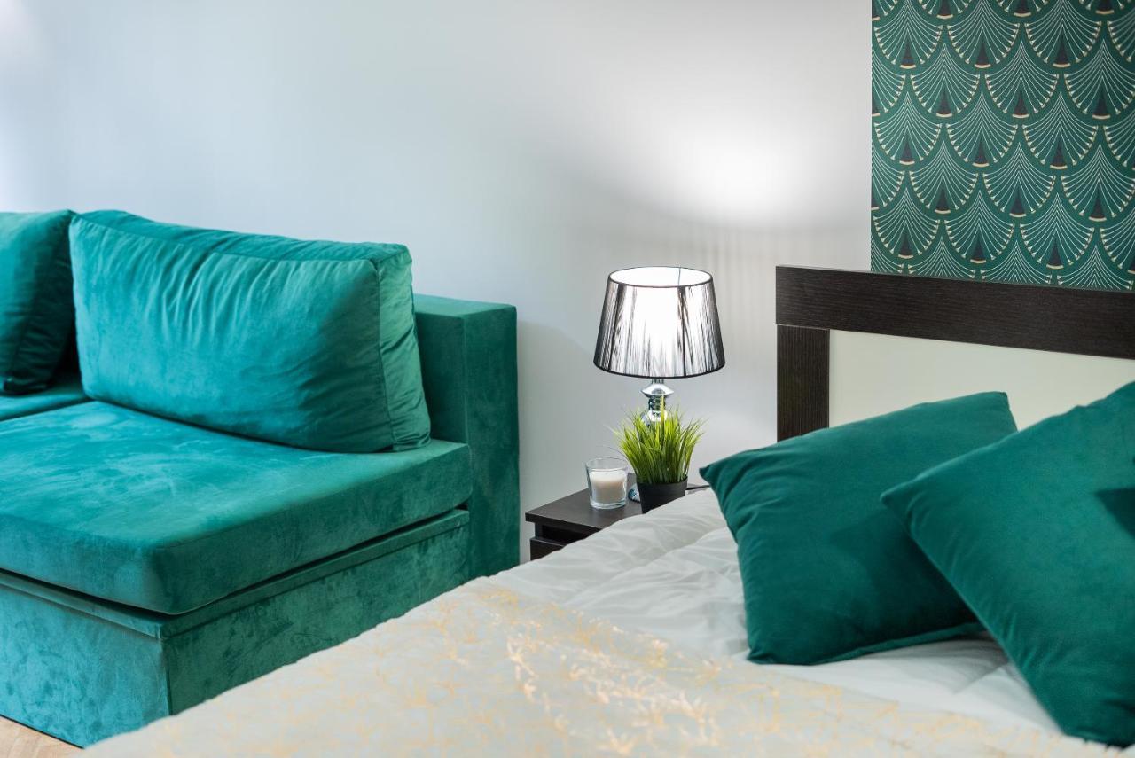 Unit Rooms Warszawa By Metro Rondo Onz Short Rent Idealne Pokoje Na Nocleg W Warszawie 外观 照片